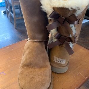 Women’s Bailey Bow Uggs